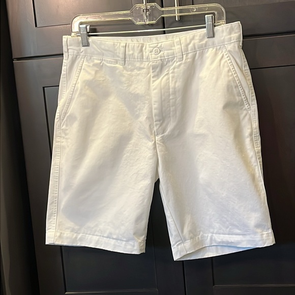 Cremieux Other - Cremieux White Cotton Men’s Shorts. Great for Golf. Sz. 32 like new